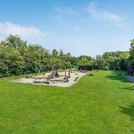3 Bedroom Gorgeous Home In Farvang